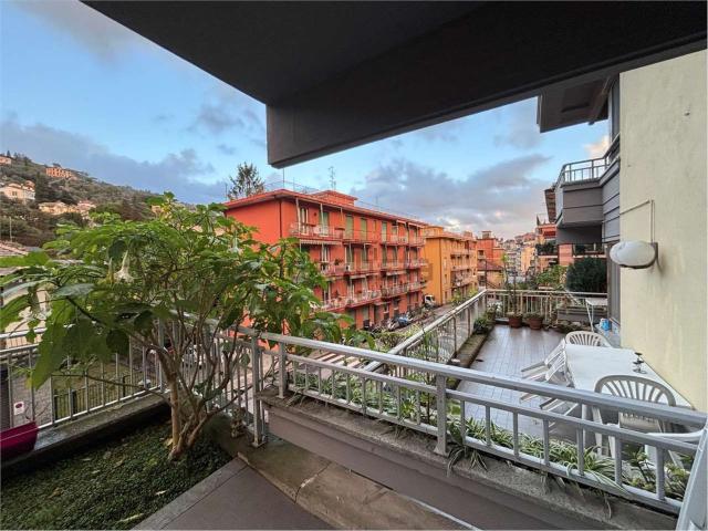 Appartamento in vendita di 78 m² in Via Giardini del Mare, 5