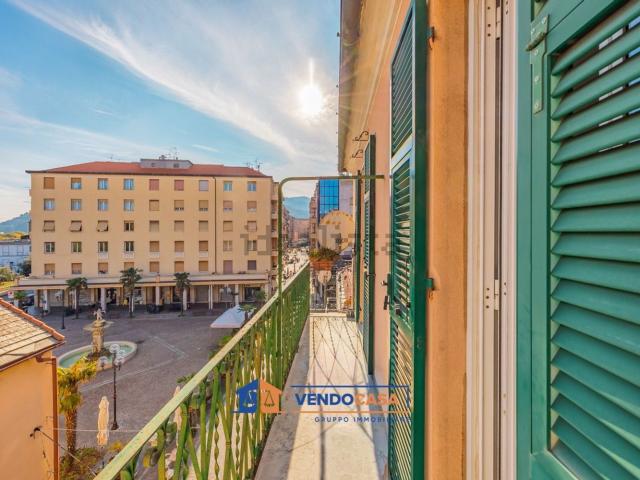 Appartamento in vendita di 78 m² in Via Giuseppe Garibaldi, 1
