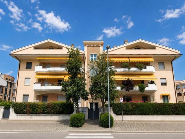 Appartamento in vendita di 78 m² in Via Giuseppe Parini, 1
