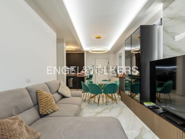 Appartamento in vendita di 78 m² in Via II Agosto 1980, 4