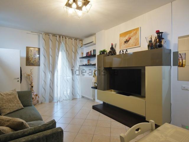Appartamento in vendita di 78 m² in Via Lamone, 45