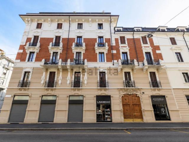 Appartamento in vendita di 78 m² in Via Macedonio Melloni, 18