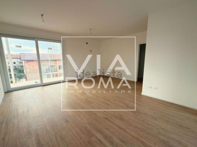 Appartamento in vendita di 78 m² in Via Monsignor Albino Schileo