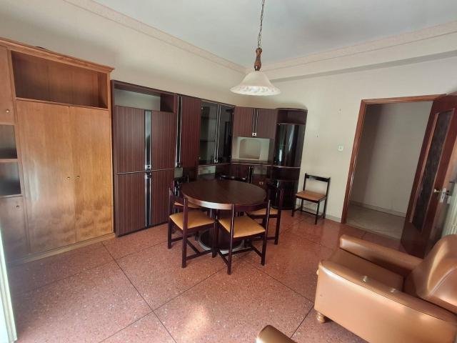 Appartamento in vendita di 78 m² in Via Molise