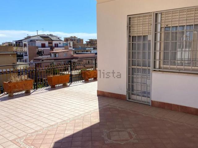 Appartamento in vendita di 78 m² in Via Napoli, 126