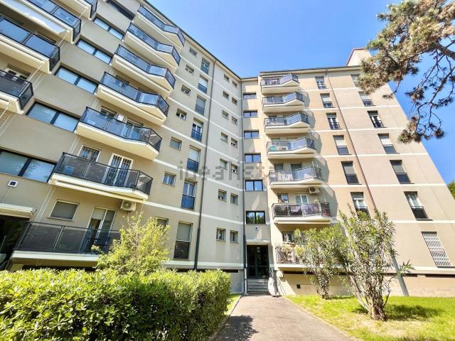 Appartamento in vendita di 78 m² in Via Oreste Salomone, 85