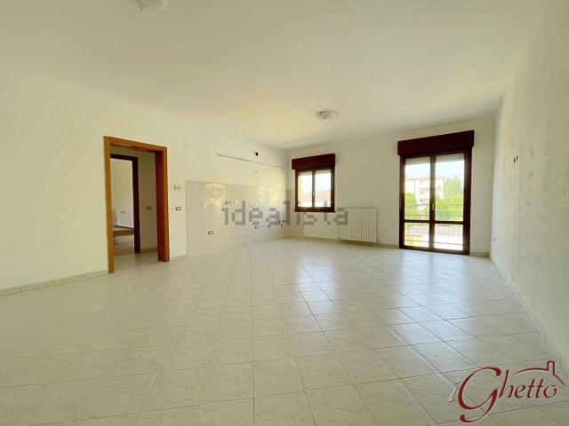 Appartamento in vendita di 78 m² in Via per Modena, 2