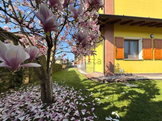 Appartamento in vendita di 100 m² in Via Pianette