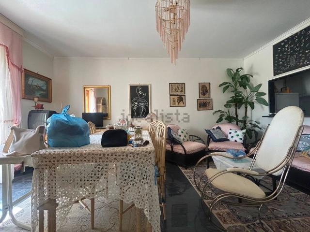 Appartamento in vendita di 78 m² in Via Plutone