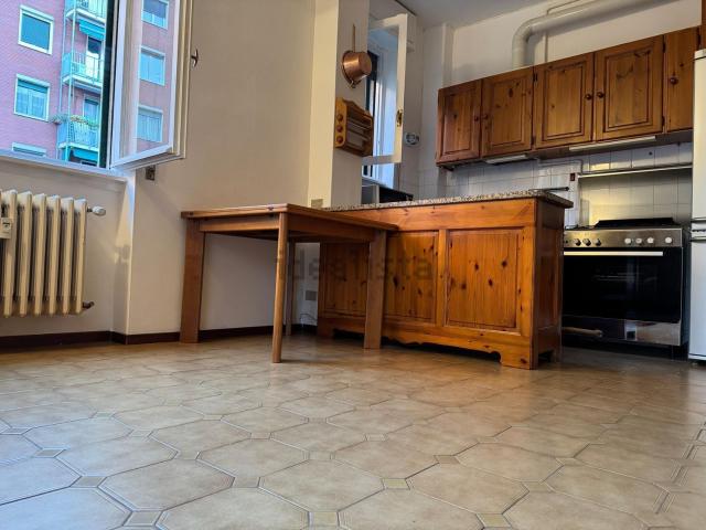 Appartamento in vendita di 78 m² in Via Sant&apos Ampellio, 5