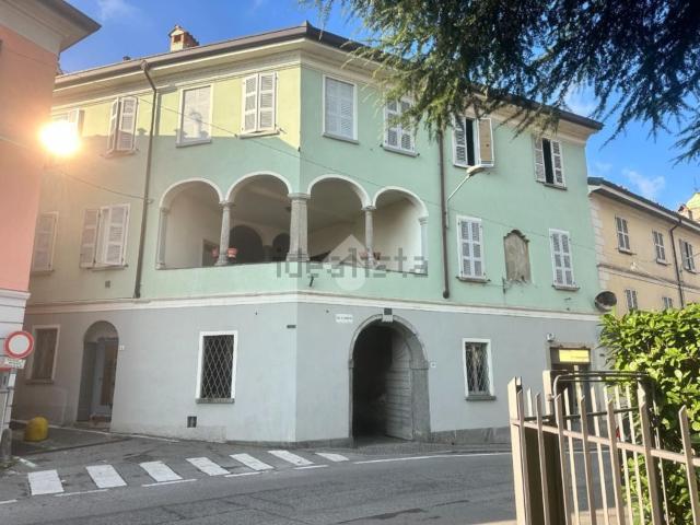 Appartamento in vendita di 78 m² in Via Sant&apos Agnese, 28