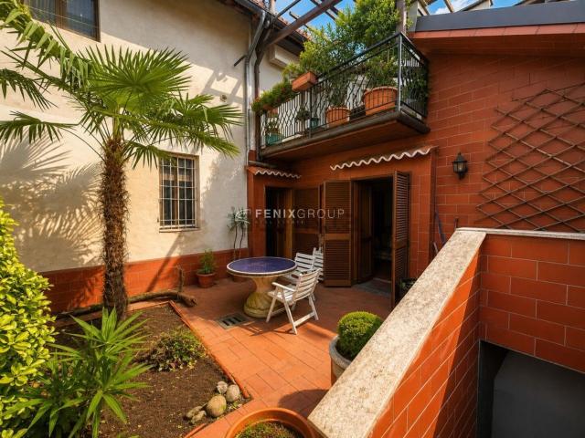 Appartamento in vendita di 78 m² in Via San Fiorano, 13