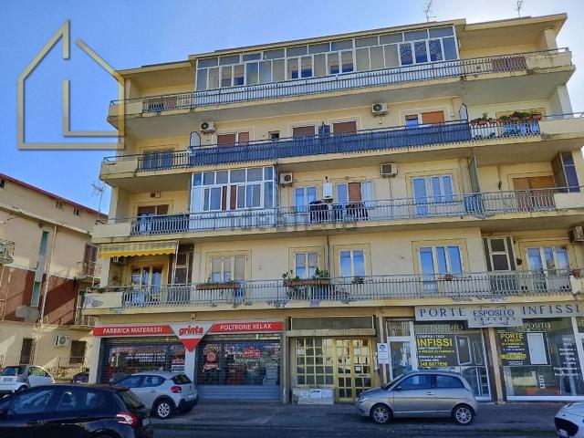 Appartamento in vendita di 78 m² in Viale Emilia, 6