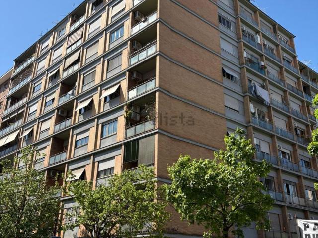 Appartamento in vendita di 78 m² in Viale Guglielmo Marconi, 74