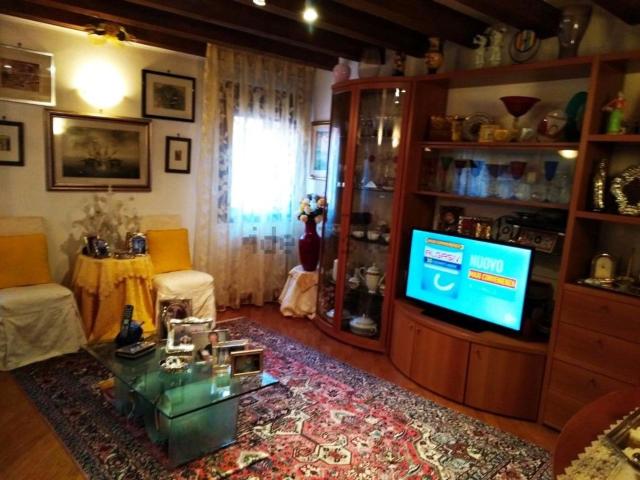Appartamento in vendita di 79 m² in Calle Ruga
