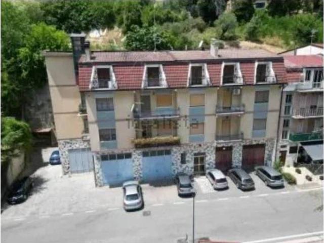 Appartamento in vendita di 79 m² in Via Vittorio Emanuele, 36