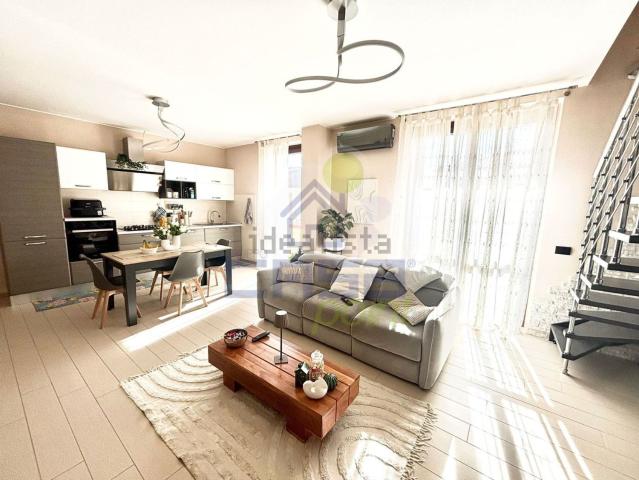 Appartamento in vendita di 79 m² in Via Vittorio Fregoni