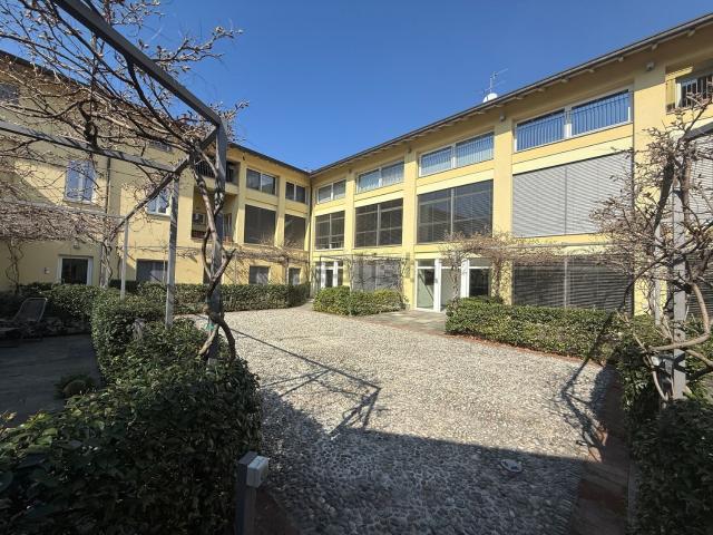 Appartamento in vendita di 79 m² in Via al Monte, 4