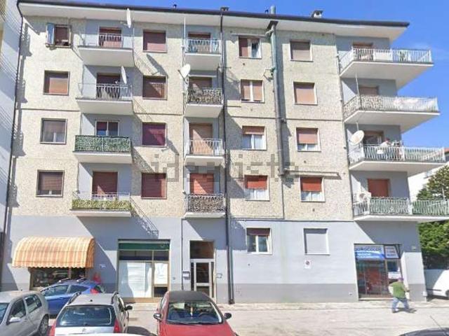 Appartamento in vendita di 79 m² in Via Alcide de Gasperi, 79