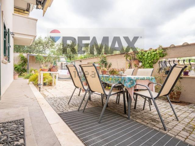 Appartamento in vendita di 79 m² in Via Amatore Sciesa, 86