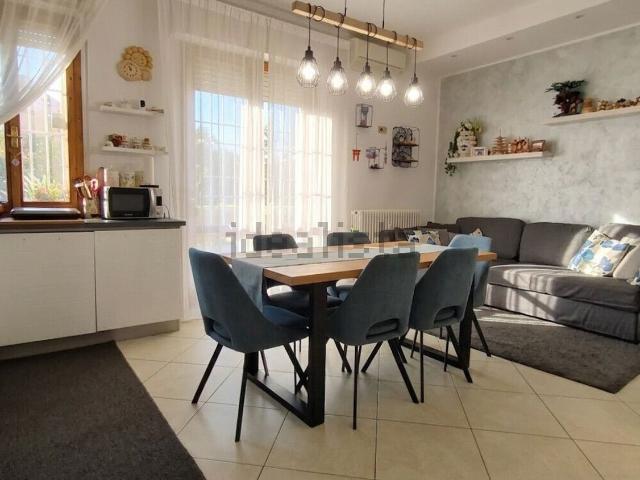 Appartamento in vendita di 79 m² in Via Andrea Costa, 2