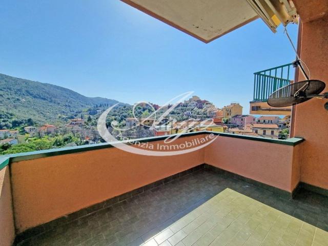 Appartamento in vendita di 79 m² in Via B. Gazzoli