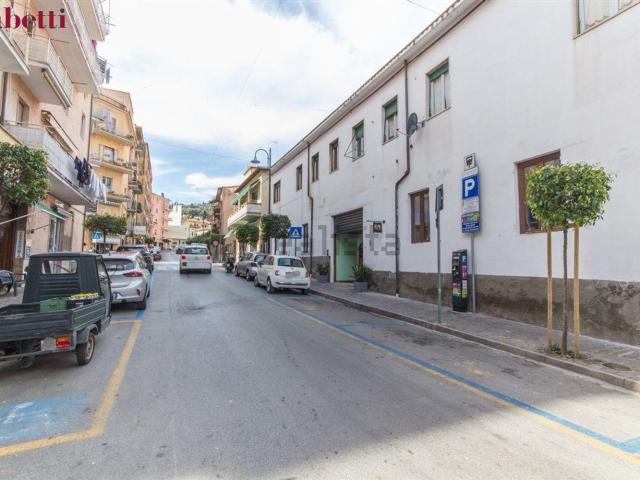 Appartamento in vendita di 79 m² in Via Baschieri Salvadori