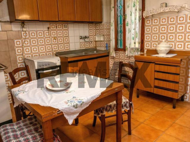 Appartamento in vendita di 79 m² in Via dell Ossaia, 188