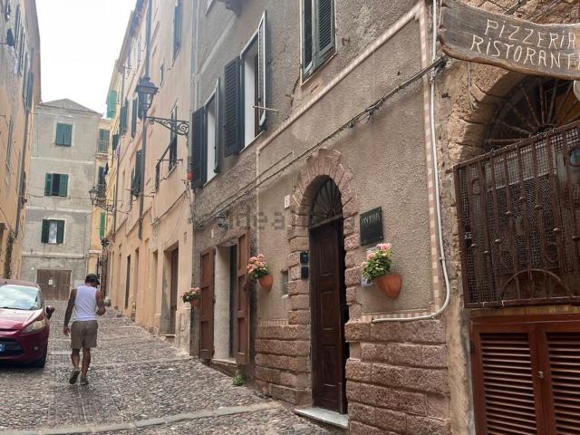 Appartamento in vendita di 79 m² in Via Don Deroma