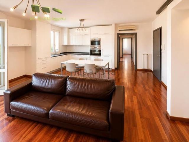Appartamento in vendita di 79 m² in Via Ferdinando Angelo Maria Provesi, 15