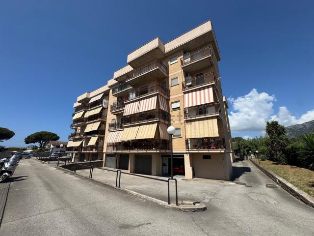 Appartamento in vendita di 79 m² in Via Firenze, 2