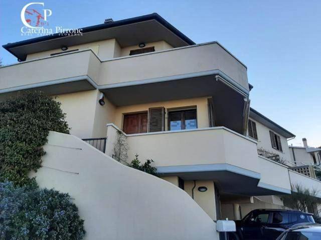 Appartamento in vendita di 79 m² in Via Fontanella, 2