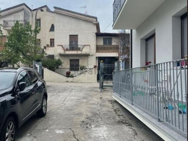 Appartamento in vendita di 79 m² in Via Gabriele D&apos Annunzio