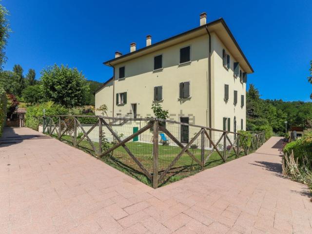 Appartamento in vendita di 79 m² in Via Giardini, 17