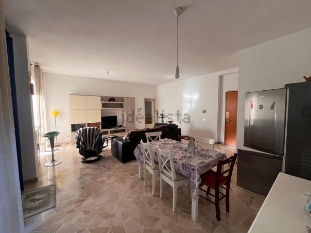 Appartamento in vendita di 79 m² in Via Lanfranco della Pila, 35