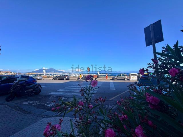 Appartamento in vendita di 79 m² in Via Mergellina, 2