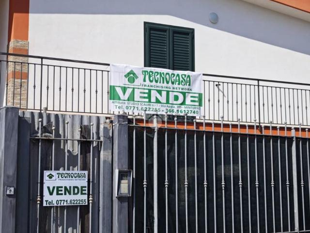 Appartamento in vendita di 79 m² in Via Monte di Scauri, 16