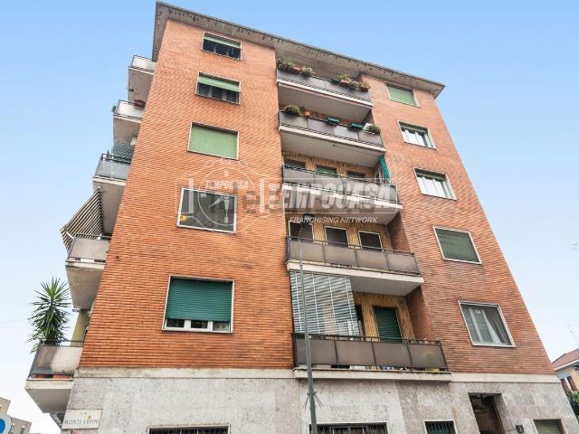 Appartamento in vendita di 79 m² in Via Monti Lepini, 1