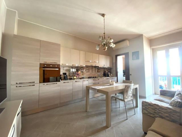 Appartamento in vendita di 79 m² in Via Nizza, 358
