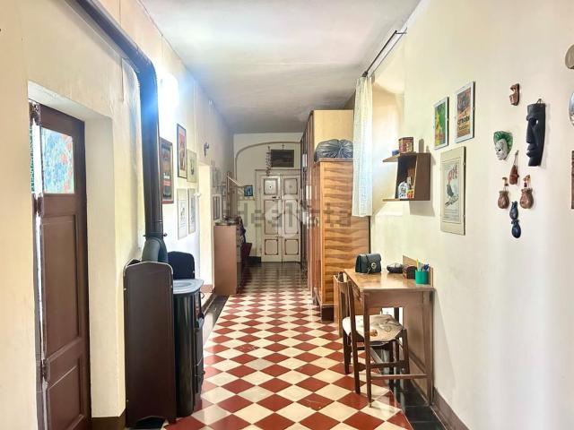 Appartamento in vendita di 79 m² in Via Regina, 169