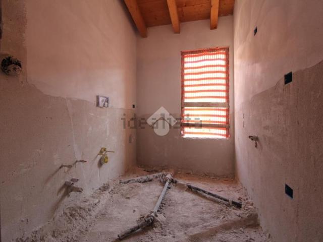 Appartamento in vendita di 79 m² in Via Roma, 34