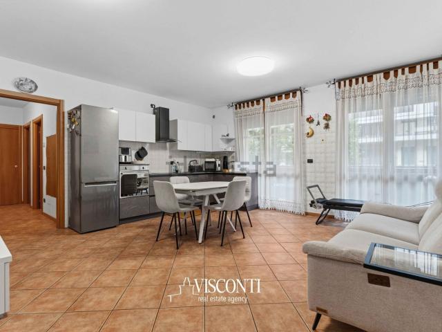 Appartamento in vendita di 79 m² in Via Salvo D&apos Acquisto, 8