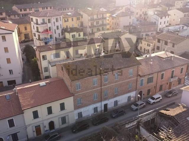 Appartamento in vendita di 79 m² in Via Senese, 91