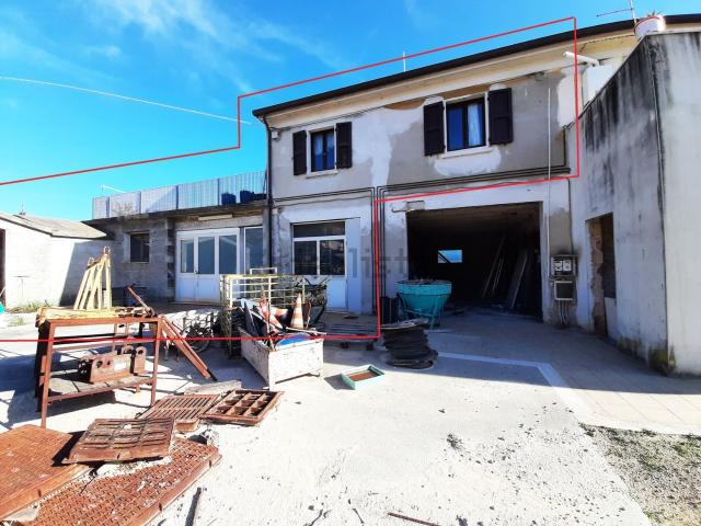 Appartamento in vendita di 79 m² in Via Sergio Piermanni, 23