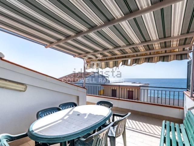 Appartamento in vendita di 79 m² in Via Spiaggia, 115