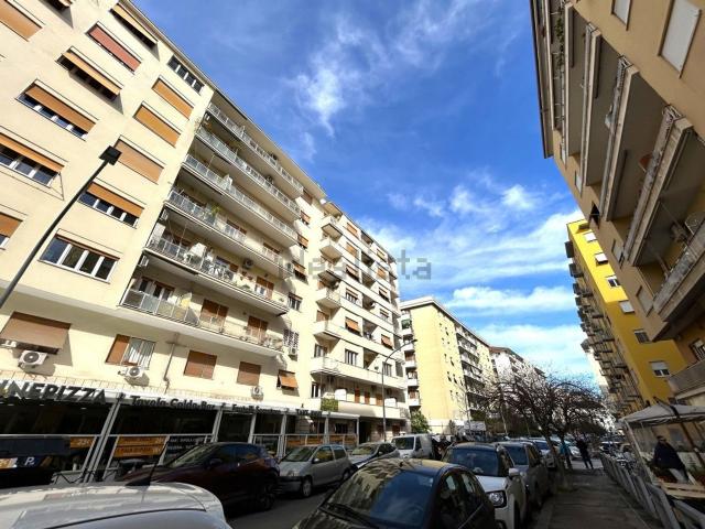 Appartamento in vendita di 79 m² in Via Statilio Ottato, 25