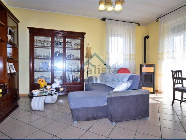 Appartamento in vendita di 83 m² in Piazza C. Corvi