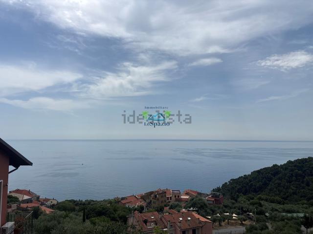 Appartamento in vendita di 83 m² in Strada della Colla, 56