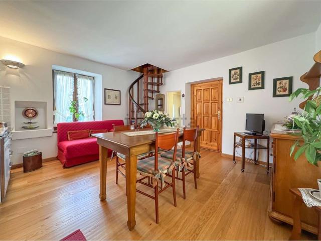 Appartamento in vendita di 83 m² in Salita ai Maseri, 14