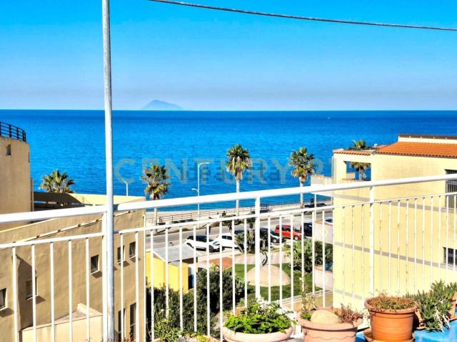 Appartamento in vendita di 83 m² in Via Tripoli, 134